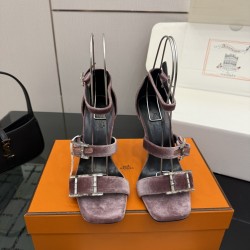Hermès Fashion Shoes Best Quality
Women 35-41
Men 39-44