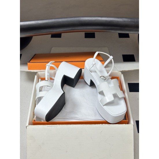 Hermès Fashion Shoes Best Quality
Women 35-41
Men 39-44