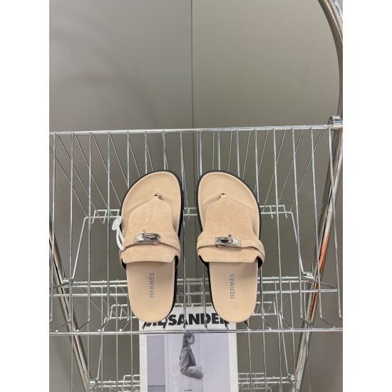 Hermès Fashion Shoes Best Quality
Women 35-41
Men 39-44