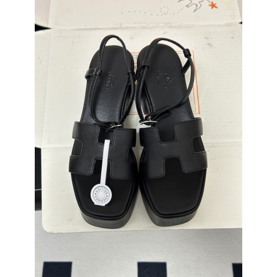 Hermès Fashion Shoes Best Quality
Women 35-41
Men 39-44