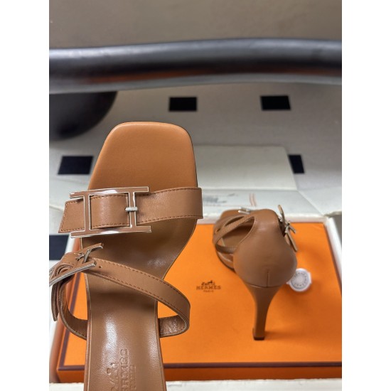 Hermès Fashion Shoes Best Quality
Women 35-41
Men 39-44