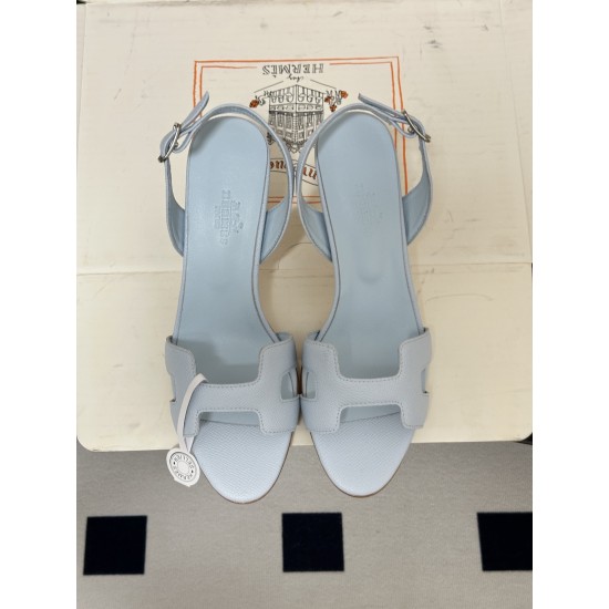 Hermès Fashion Shoes Best Quality
Women 35-41
Men 39-44