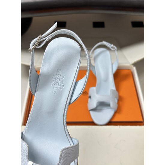 Hermès Fashion Shoes Best Quality
Women 35-41
Men 39-44