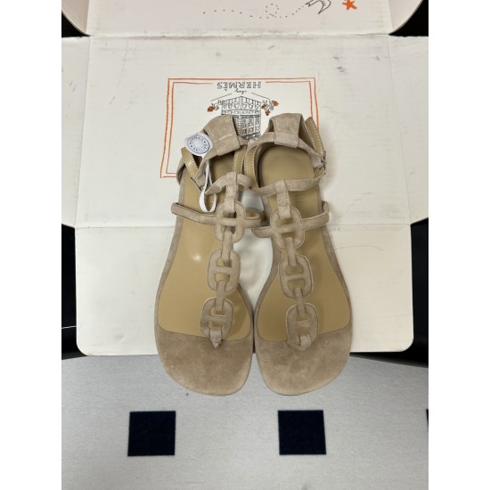 Hermès Fashion Shoes Best Quality
Women 35-41
Men 39-44