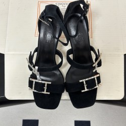 Hermès Fashion Shoes Best Quality
Women 35-41
Men 39-44