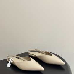 Hermès Fashion Shoes Best Quality
Women 35-41
Men 39-44