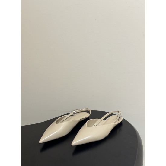 Hermès Fashion Shoes Best Quality
Women 35-41
Men 39-44