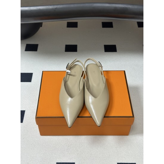 Hermès Fashion Shoes Best Quality
Women 35-41
Men 39-44