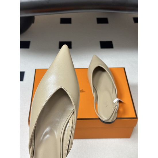 Hermès Fashion Shoes Best Quality
Women 35-41
Men 39-44