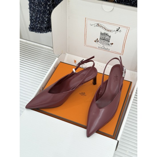 Hermès Fashion Shoes Best Quality
Women 35-41
Men 39-44