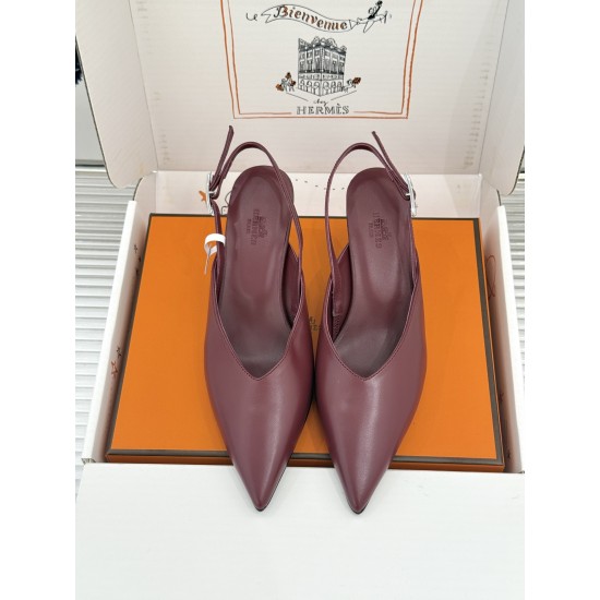 Hermès Fashion Shoes Best Quality
Women 35-41
Men 39-44