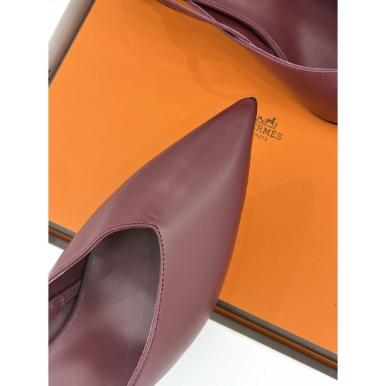 Hermès Fashion Shoes Best Quality
Women 35-41
Men 39-44