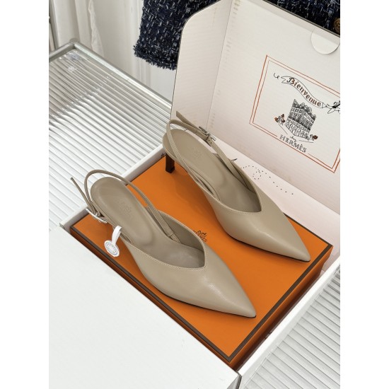 Hermès Fashion Shoes Best Quality
Women 35-41
Men 39-44