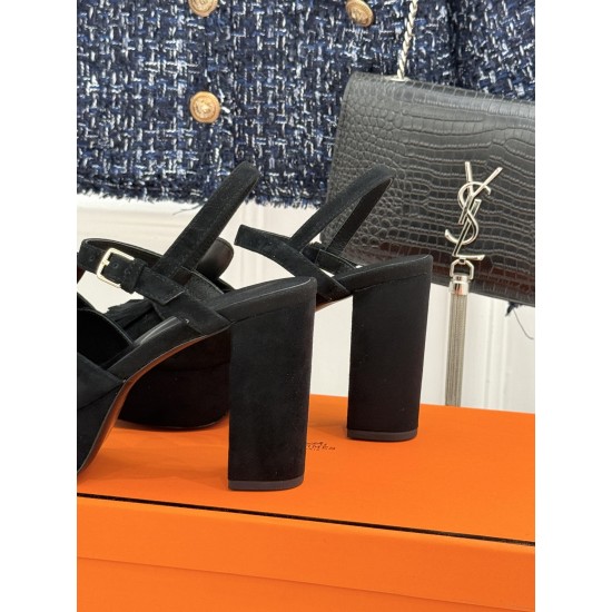 Hermès Fashion Shoes Best Quality
Women 35-41
Men 39-44