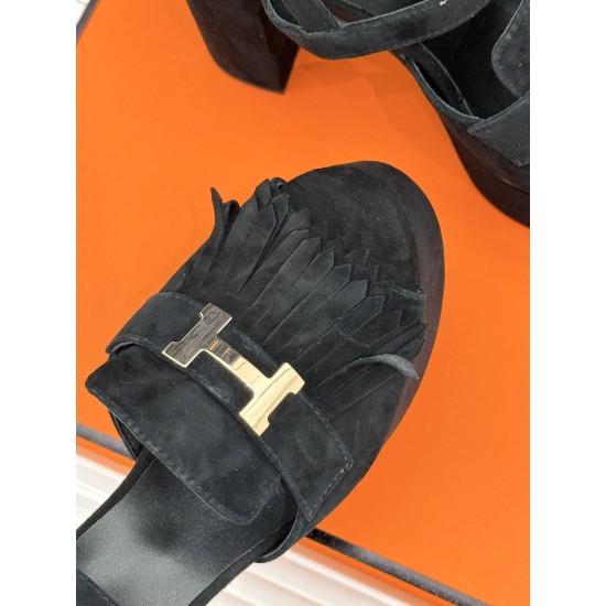 Hermès Fashion Shoes Best Quality
Women 35-41
Men 39-44