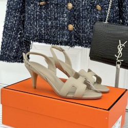 Hermès Fashion Shoes Best Quality
Women 35-41
Men 39-44