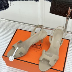 Hermès Fashion Shoes Best Quality
Women 35-41
Men 39-44