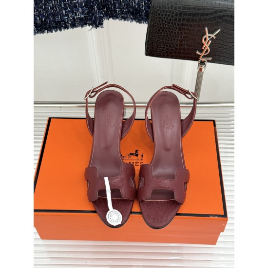 Hermès Fashion Shoes Best Quality
Women 35-41
Men 39-44