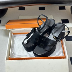 Hermès Fashion Shoes Best Quality
Women 35-41
Men 39-44