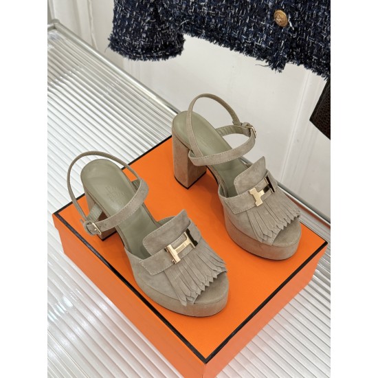 Hermès Fashion Shoes Best Quality
Women 35-41
Men 39-44