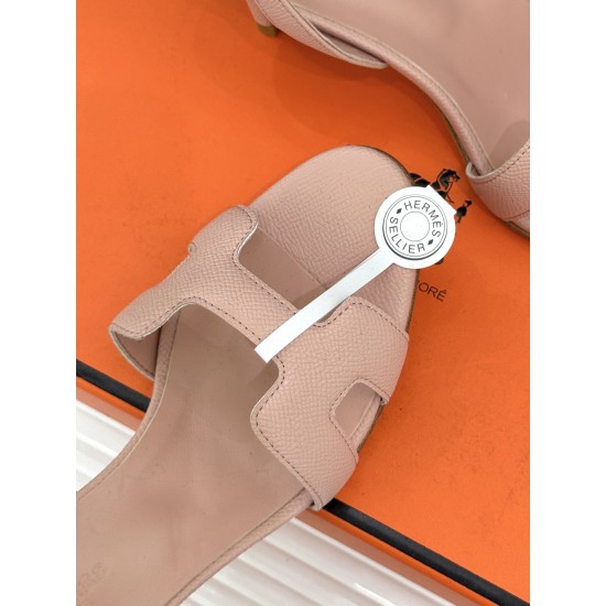 Hermès Fashion Shoes Best Quality
Women 35-41
Men 39-44