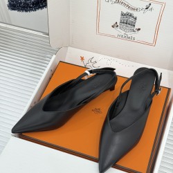 Hermès Fashion Shoes Best Quality
Women 35-41
Men 39-44