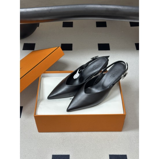 Hermès Fashion Shoes Best Quality
Women 35-41
Men 39-44