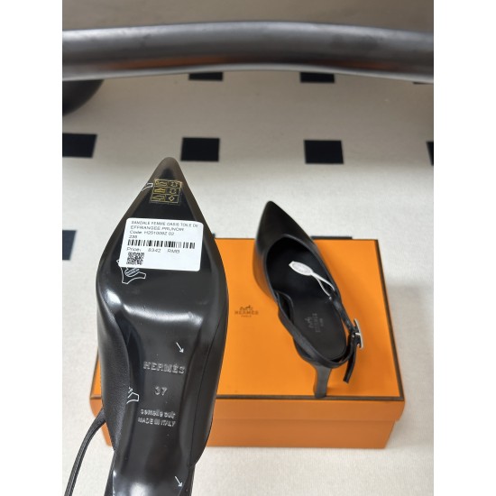 Hermès Fashion Shoes Best Quality
Women 35-41
Men 39-44