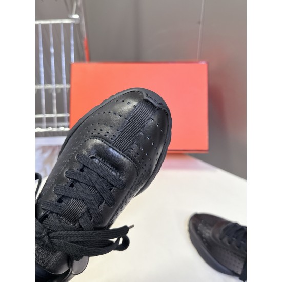 Hermès Fashion Shoes Best Quality
Women 35-41
Men 39-44
