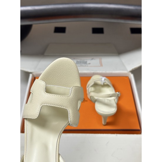 Hermès Fashion Shoes Best Quality
Women 35-41
Men 39-44