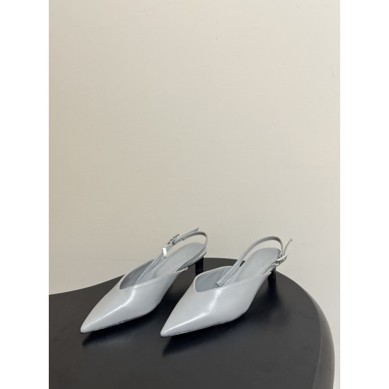 Hermès Fashion Shoes Best Quality
Women 35-41
Men 39-44