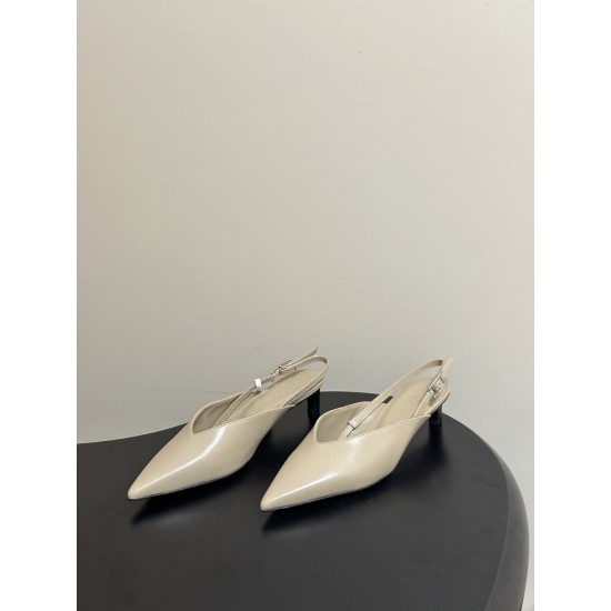 Hermès Fashion Shoes Best Quality
Women 35-41
Men 39-44