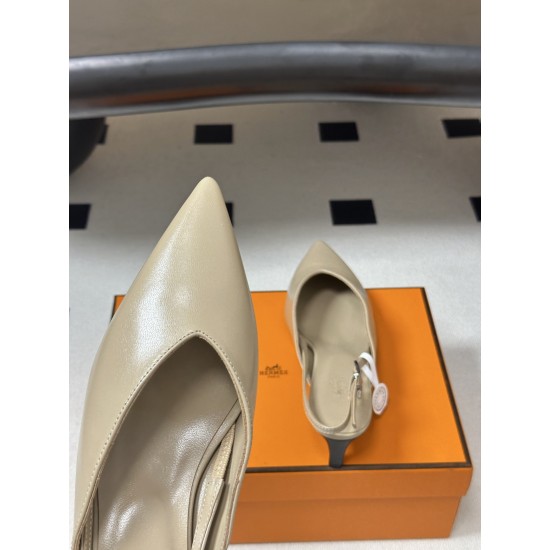 Hermès Fashion Shoes Best Quality
Women 35-41
Men 39-44