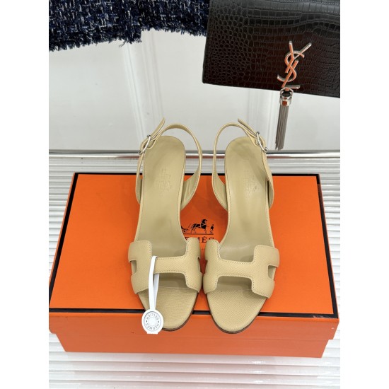 Hermès Fashion Shoes Best Quality
Women 35-41
Men 39-44