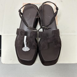 Hermès Fashion Shoes Best Quality
Women 35-41
Men 39-44