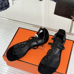 Hermès Fashion Shoes Best Quality
Women 35-41
Men 39-44