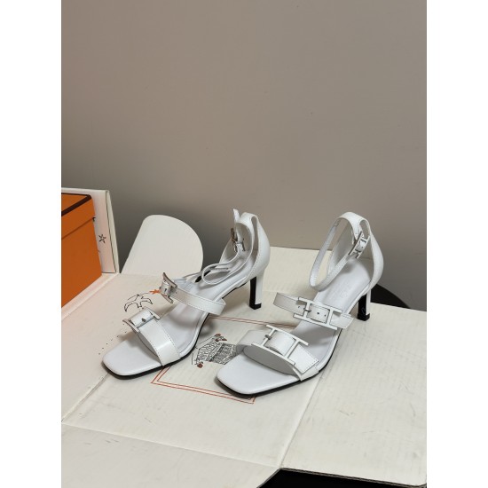 Hermès Fashion Shoes Best Quality
Women 35-41
Men 39-44