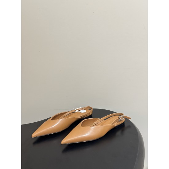 Hermès Fashion Shoes Best Quality
Women 35-41
Men 39-44