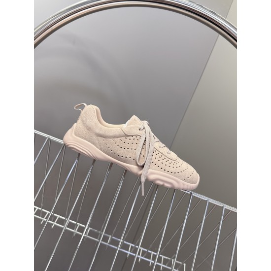 Hermès Fashion Shoes Best Quality
Women 35-41
Men 39-44