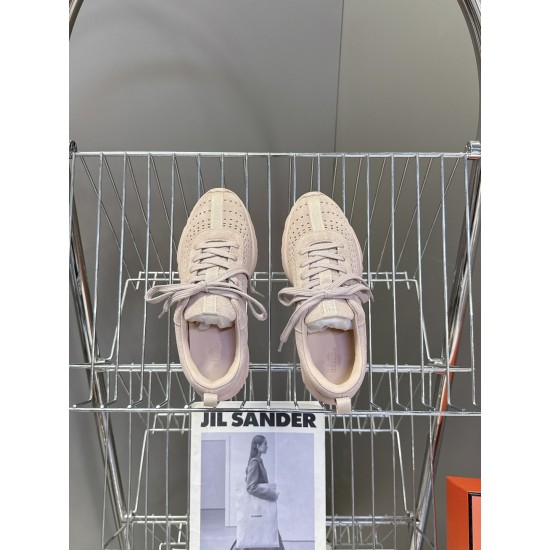 Hermès Fashion Shoes Best Quality
Women 35-41
Men 39-44
