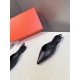 Hermès Fashion Shoes Best Quality
Women 35-41
Men 39-44