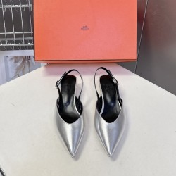 Hermès Fashion Shoes Best Quality
Women 35-41
Men 39-44