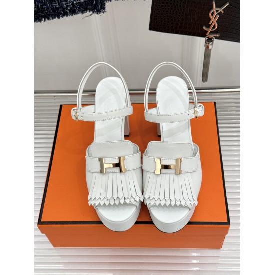 Hermès Fashion Shoes Best Quality
Women 35-41
Men 39-44