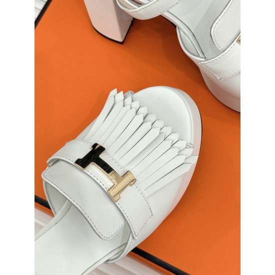 Hermès Fashion Shoes Best Quality
Women 35-41
Men 39-44