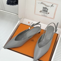 Hermès Fashion Shoes Best Quality
Women 35-41
Men 39-44