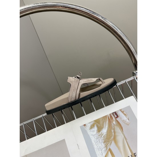 Hermès Fashion Shoes Best Quality
Women 35-41
Men 39-44