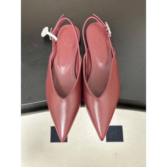 Hermès Fashion Shoes Best Quality
Women 35-41
Men 39-44