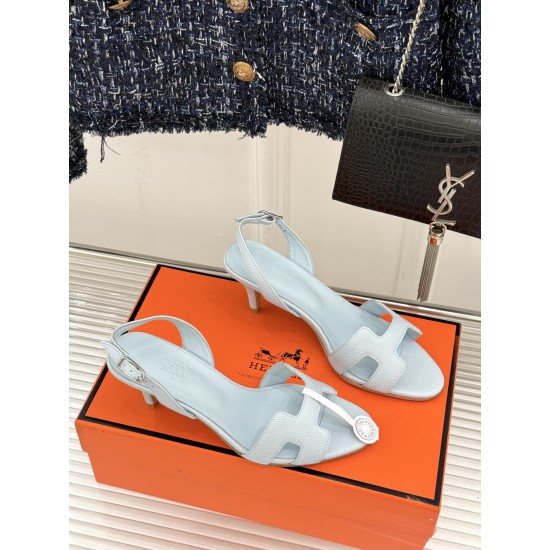 Hermès Fashion Shoes Best Quality
Women 35-41
Men 39-44