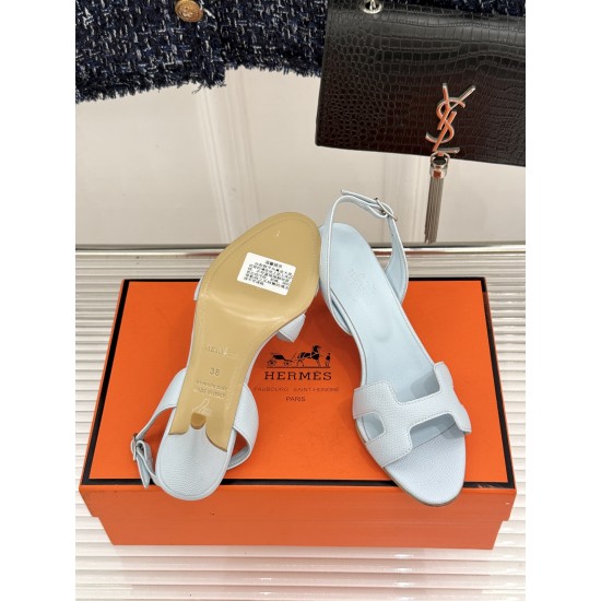 Hermès Fashion Shoes Best Quality
Women 35-41
Men 39-44