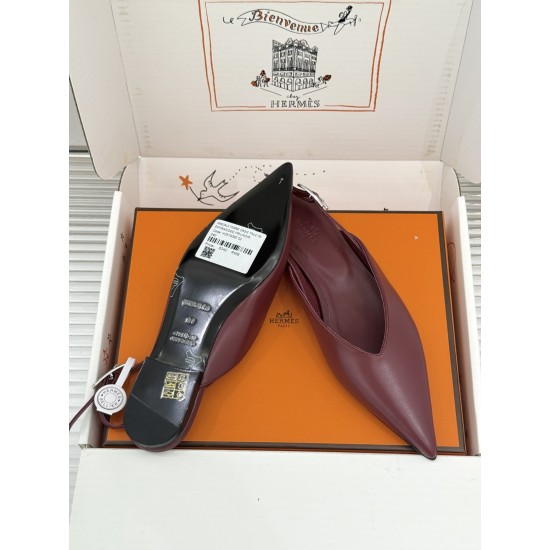 Hermès Fashion Shoes Best Quality
Women 35-41
Men 39-44